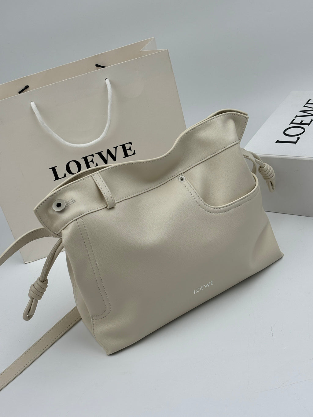 136PA47B Popular leather bag