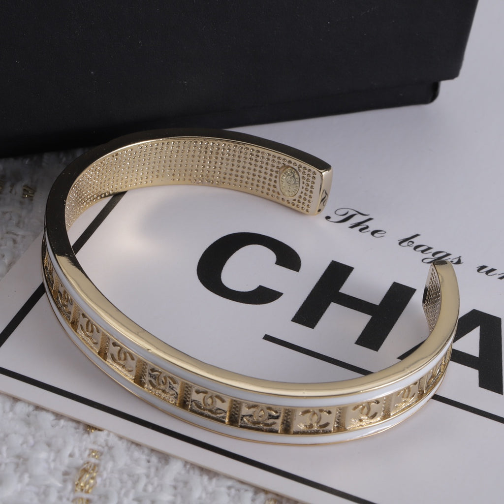 14C315K  Popular Bracelets