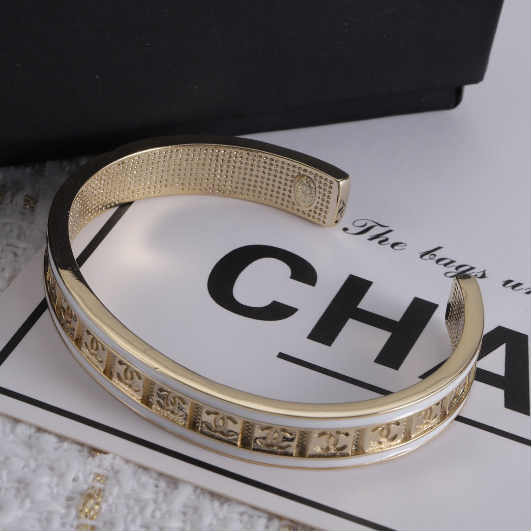 14C315K  Popular Bracelets