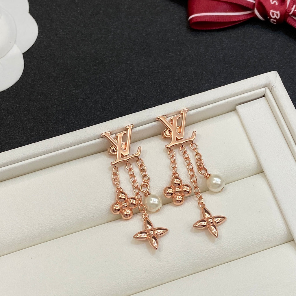 14E450E Popular Earrings