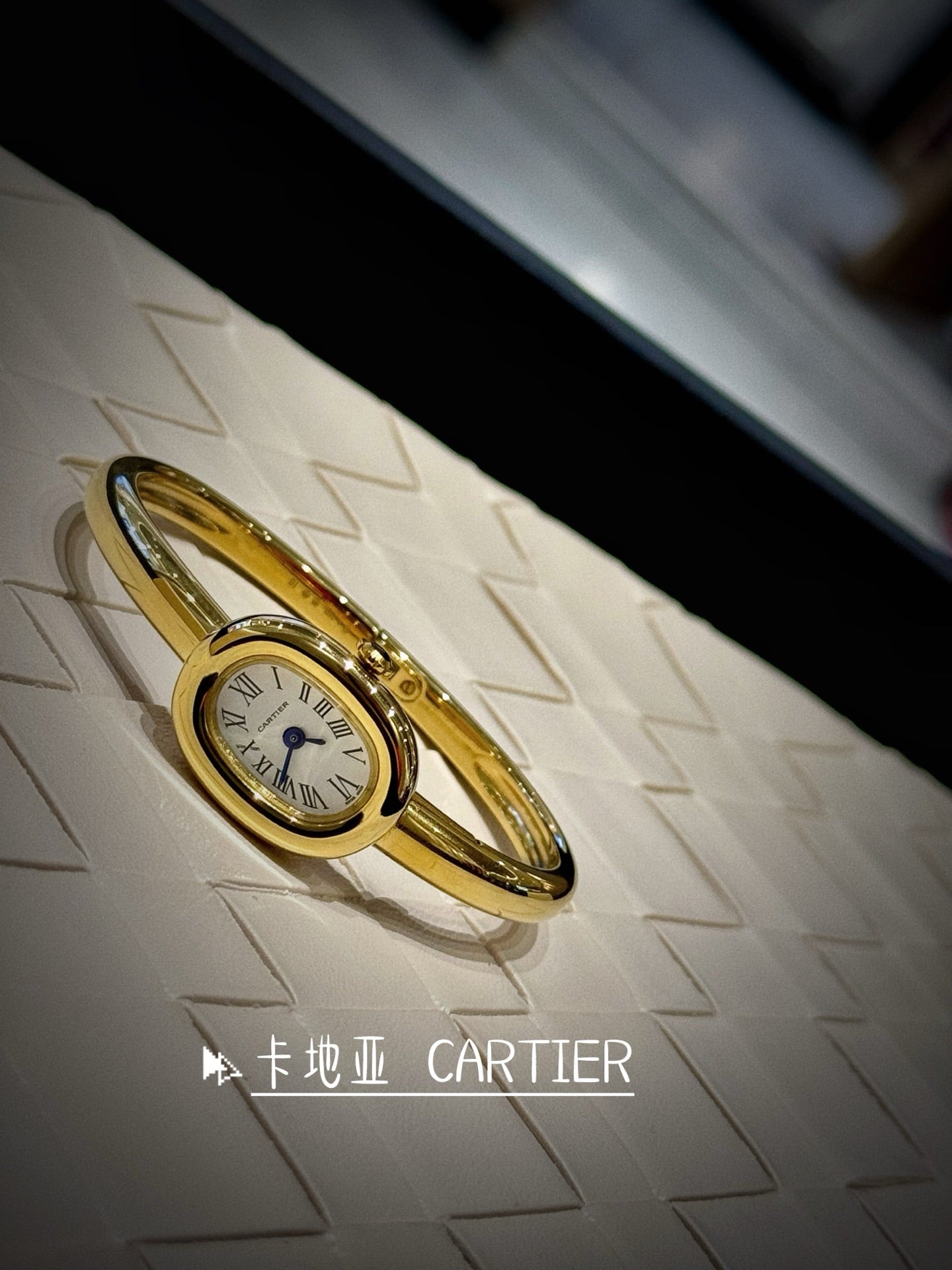 L1R36K75 Popular Watches
