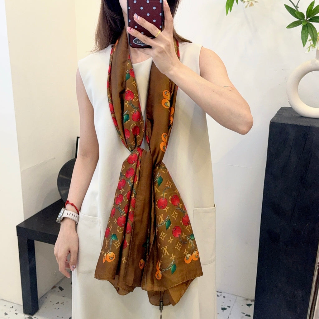 135ZE199W  Popular Silk Scarve