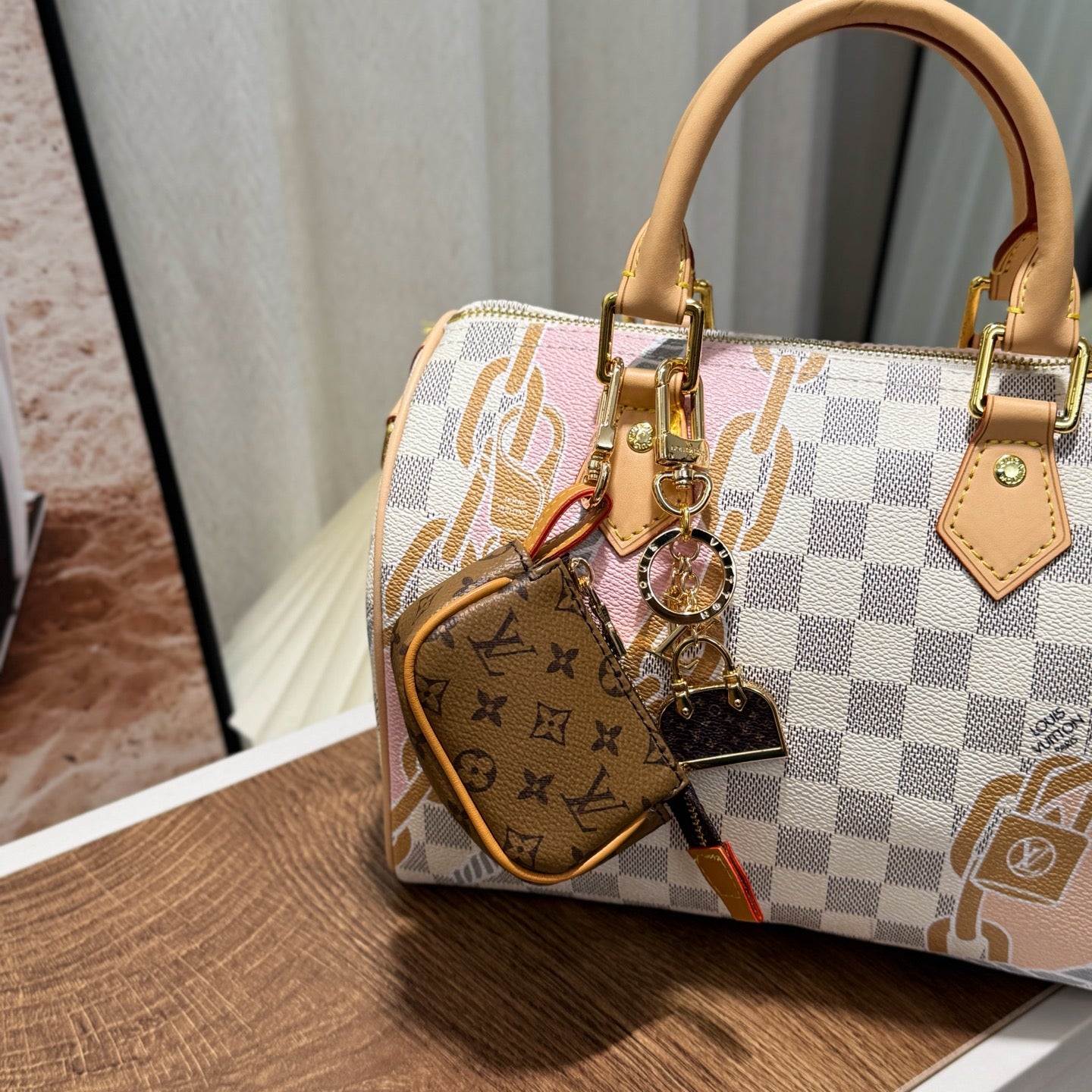 35ZE45A Popular bag 's charms accessories