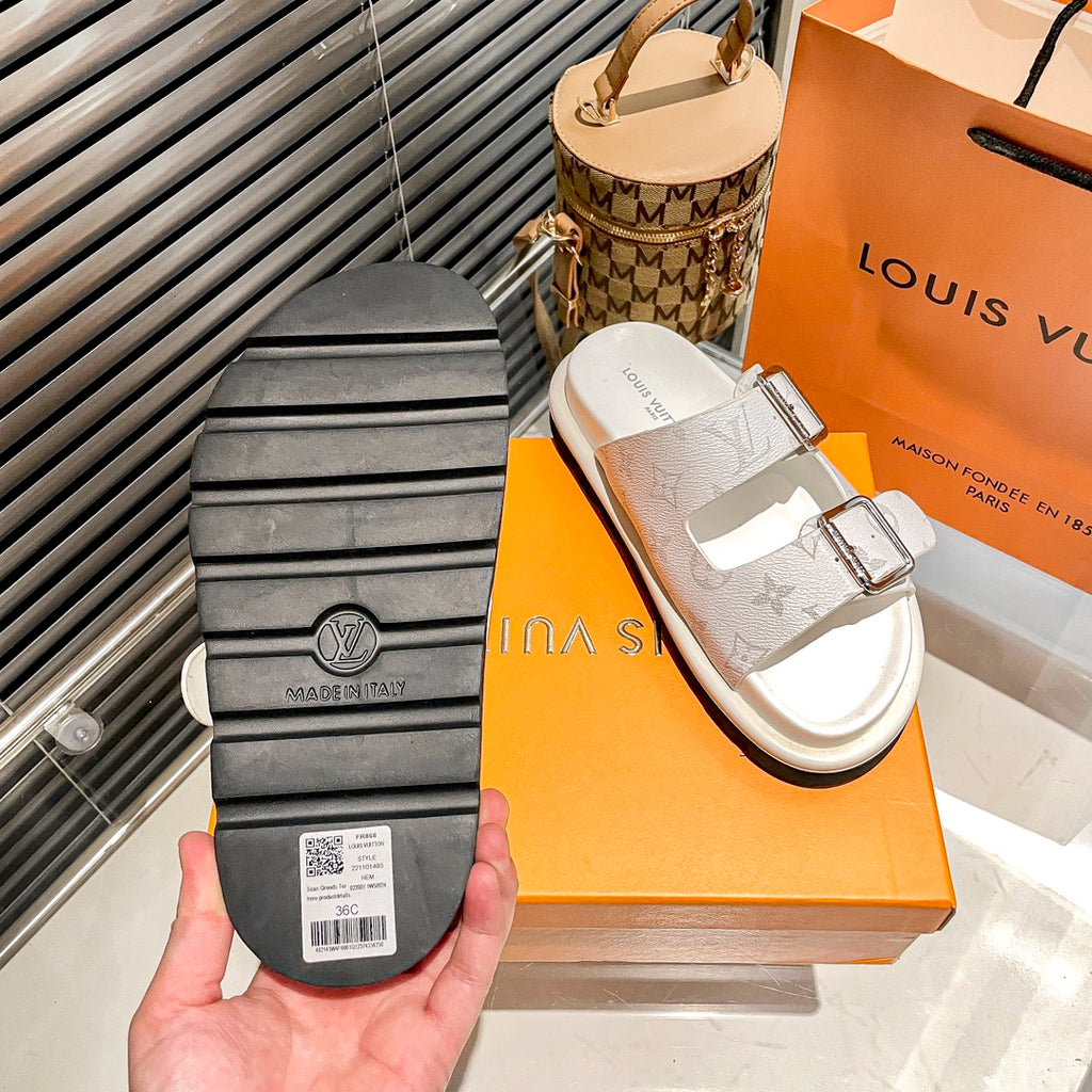 14E194Z Popular Slippers