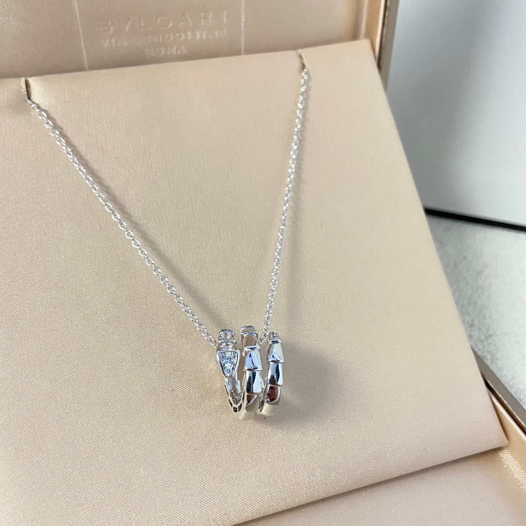 55QS407X Popular Necklaces