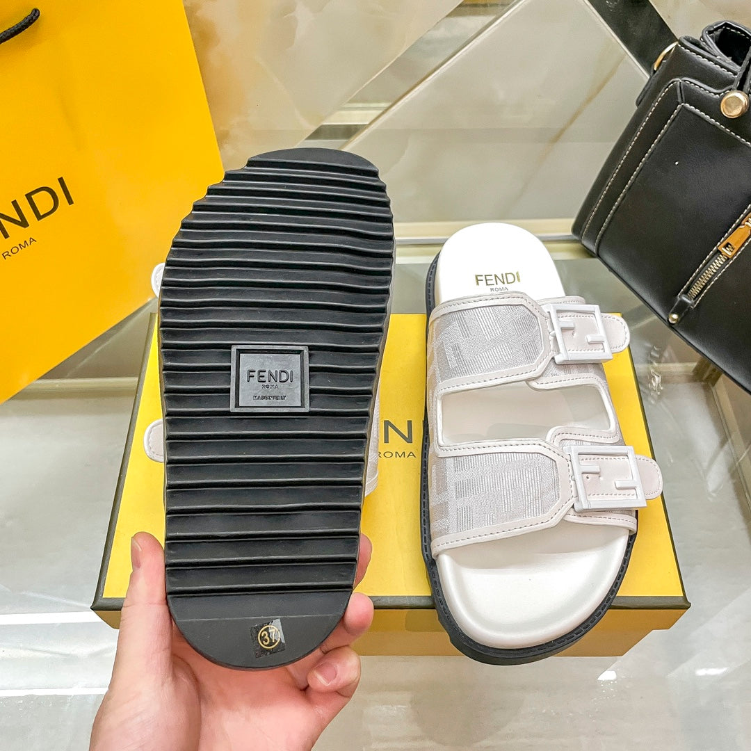 14F69Z Popular slippers