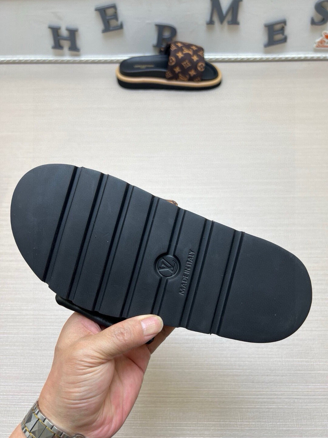 5QE9Z Popular Slippers