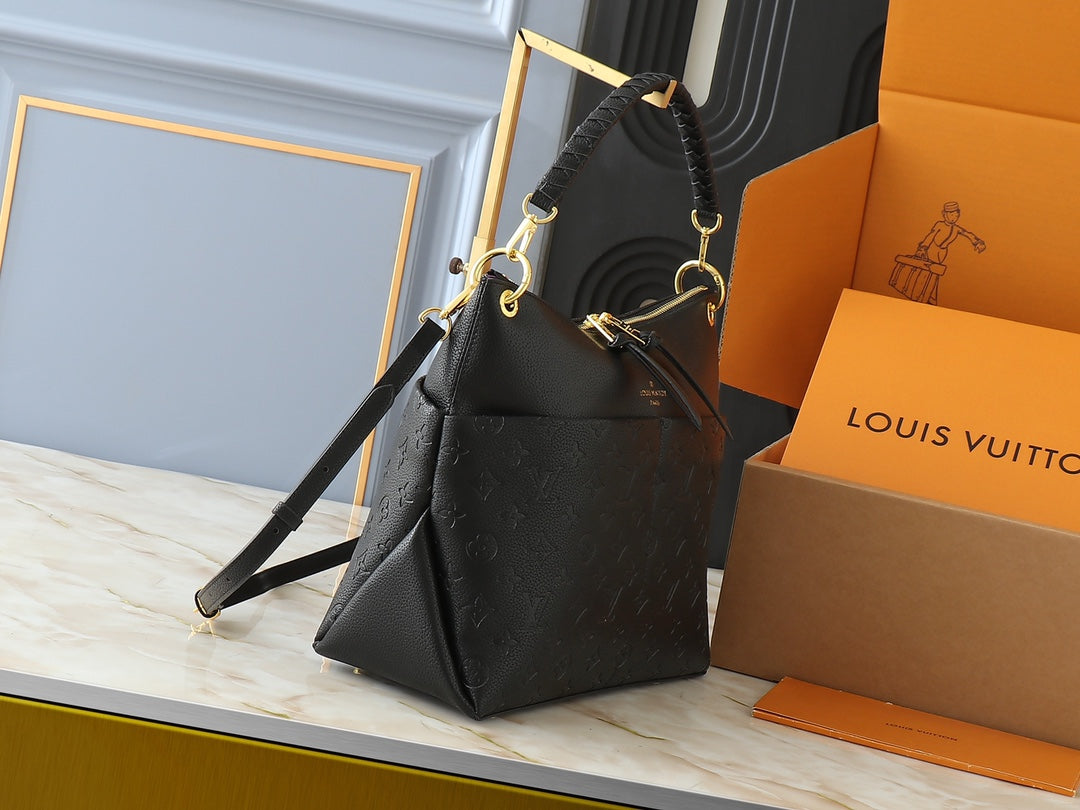 1WE115B Popular leather bag