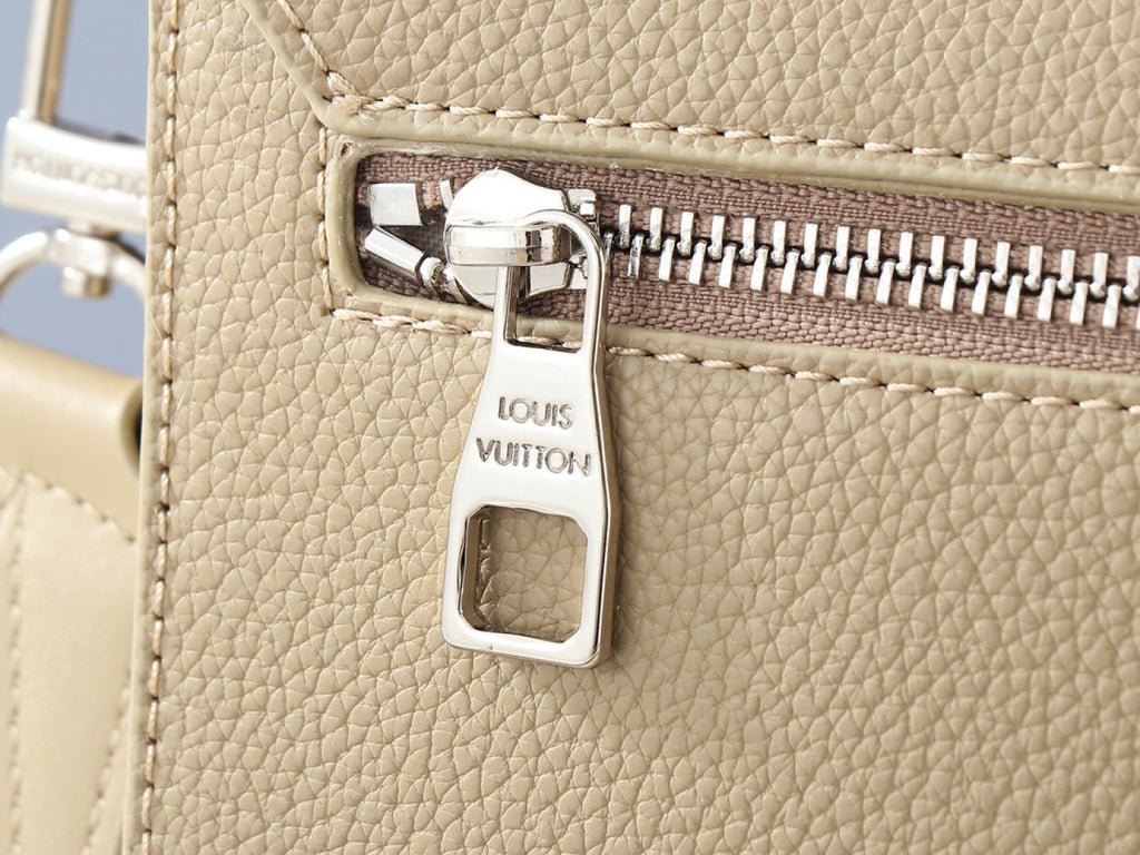 136PE78B Popular leather bag