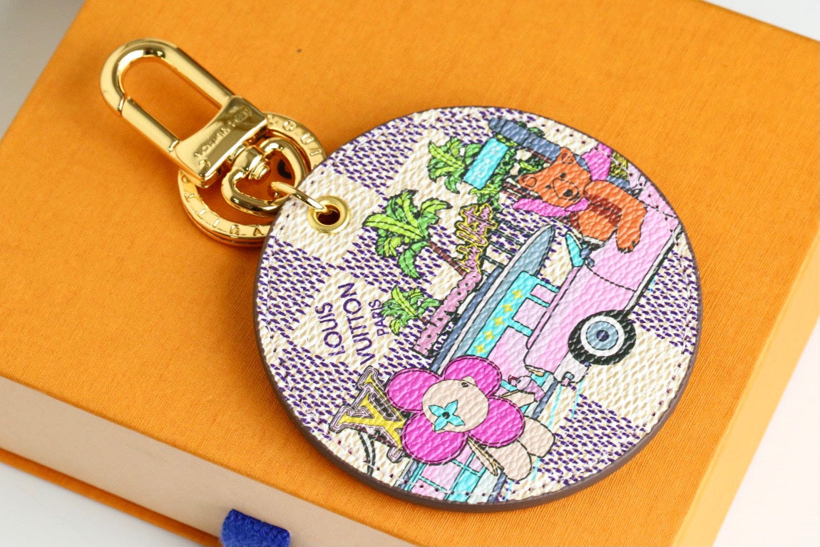35ZE49A Popular bag 's charms accessories