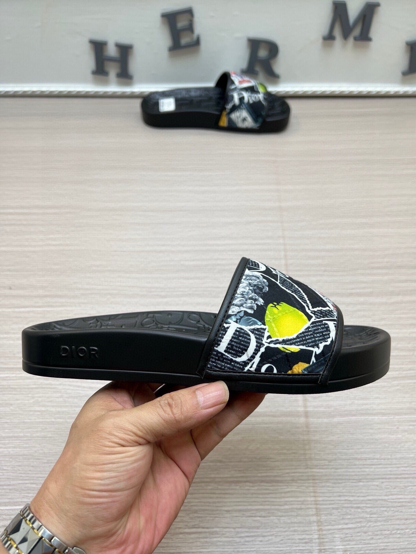 5LD214Z Popular Slippers