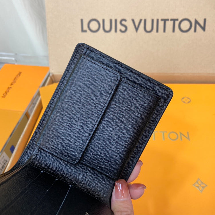 3E06B Popular leather wallets