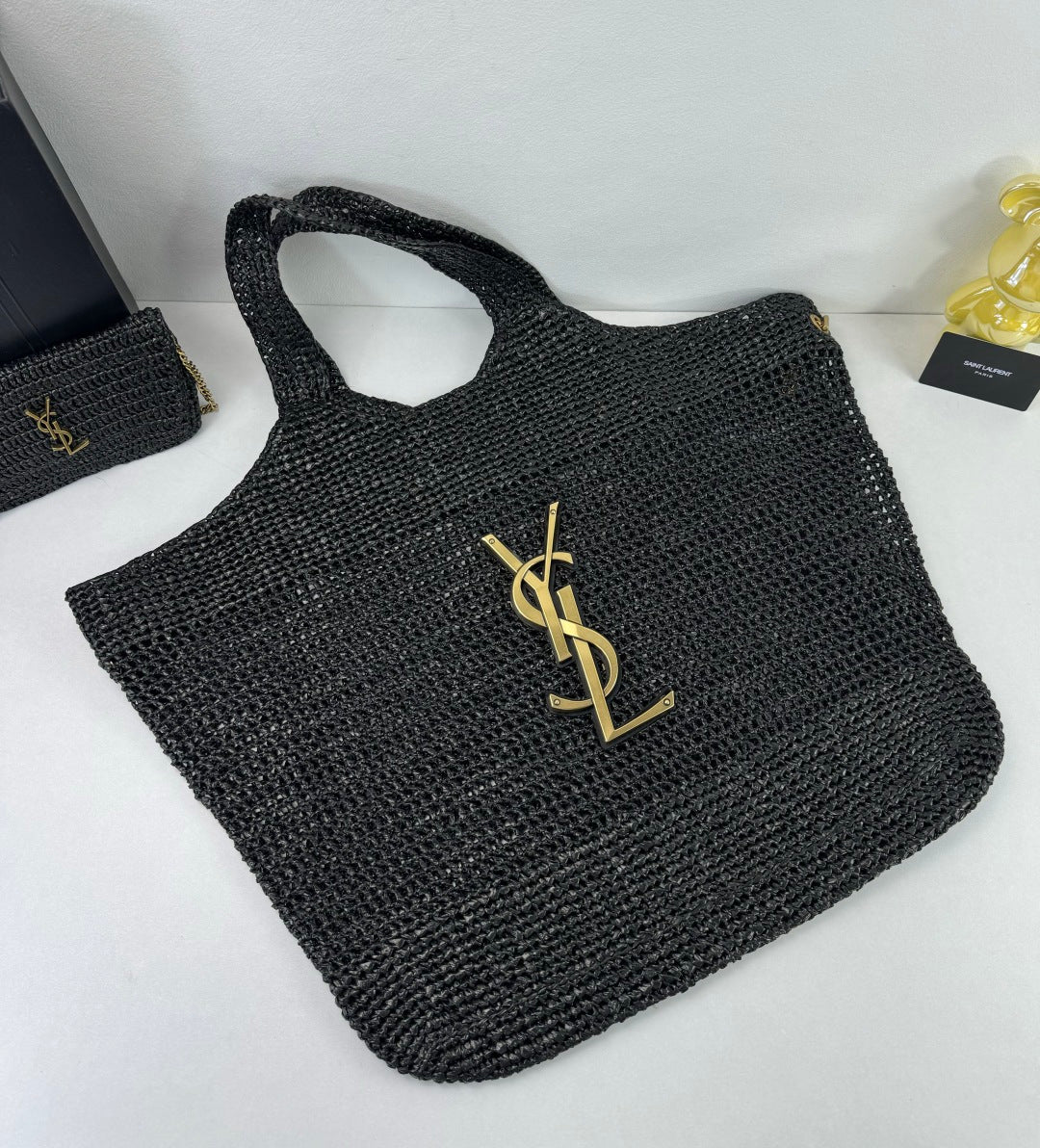 B1X66SL12   Popular woven bag