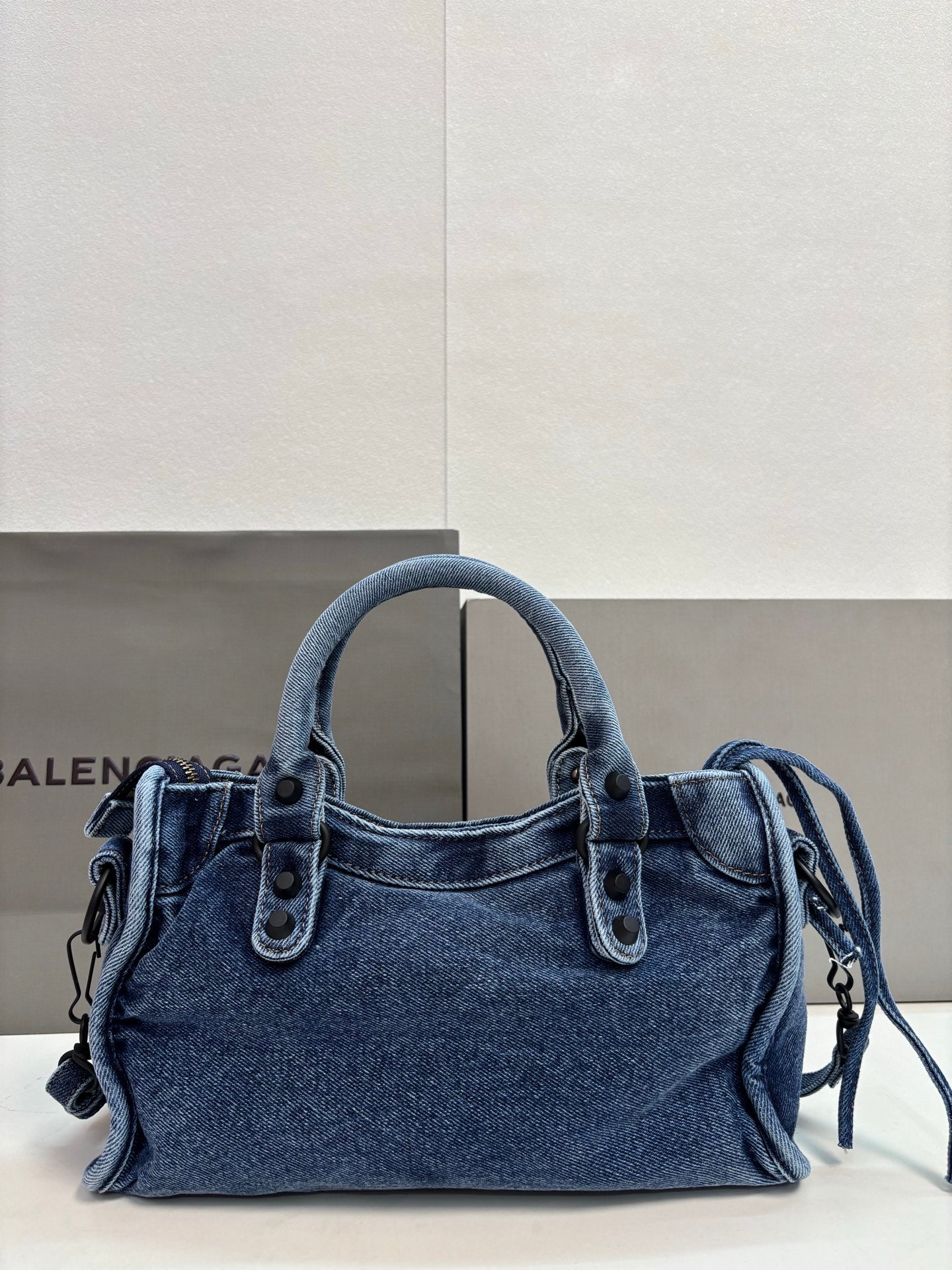 136PJ114B Popular  bag