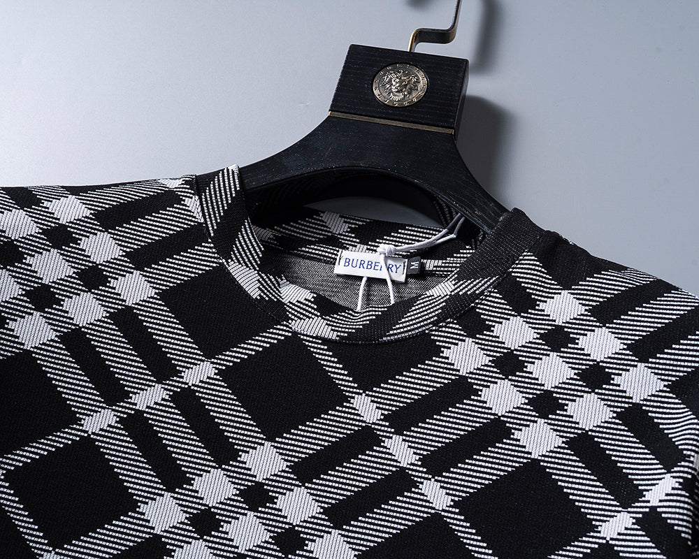 135RR119U  Popular shirt and shorts set