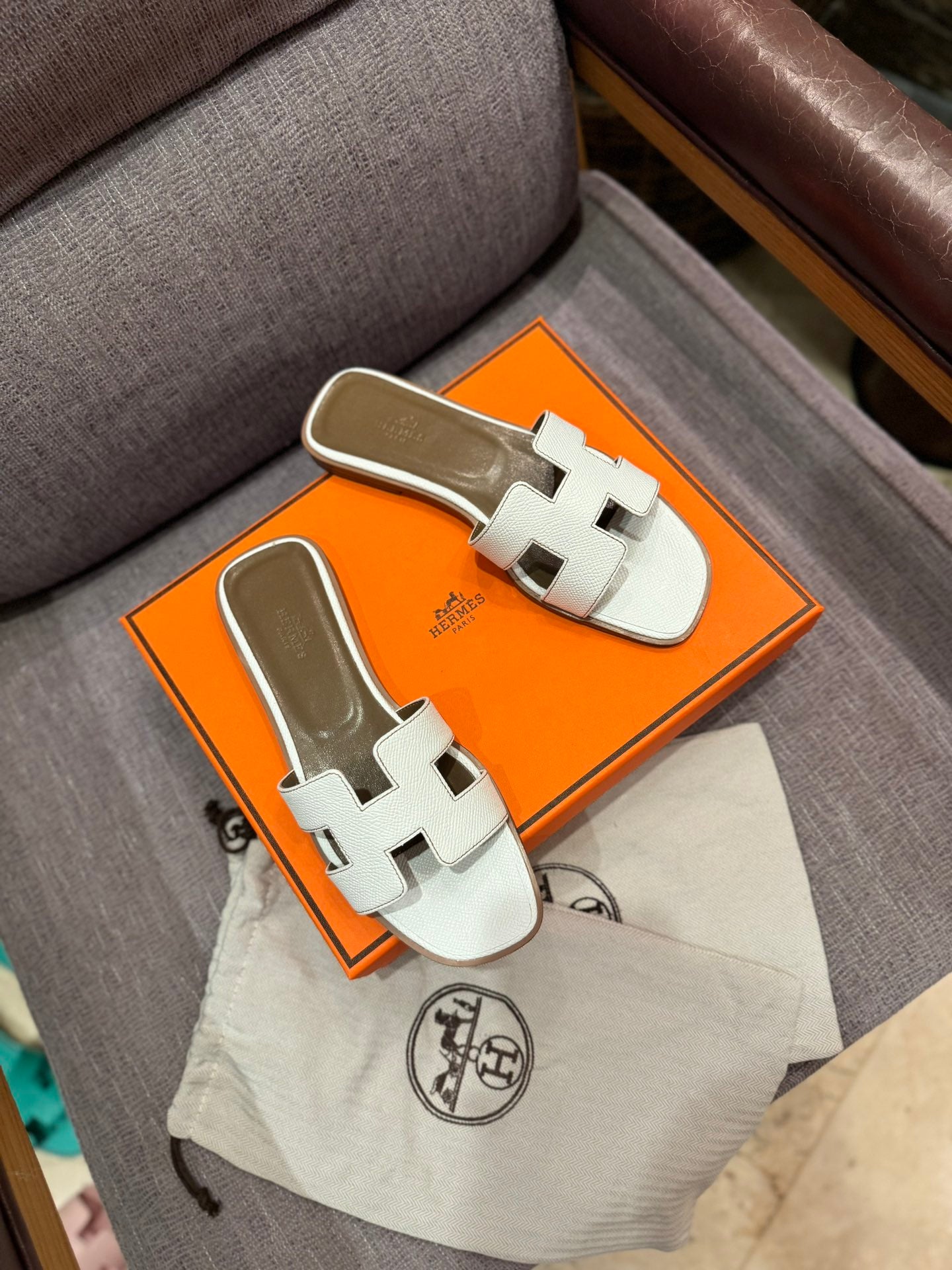 1ZH236Z Popular Slippers