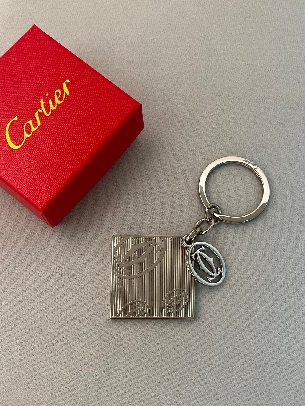 35ZK39A Popular bag 's charms accessories