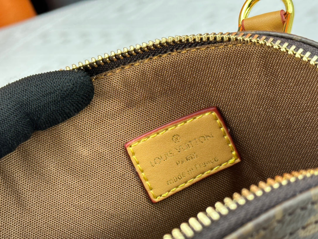 155XE20B Popular leather bag