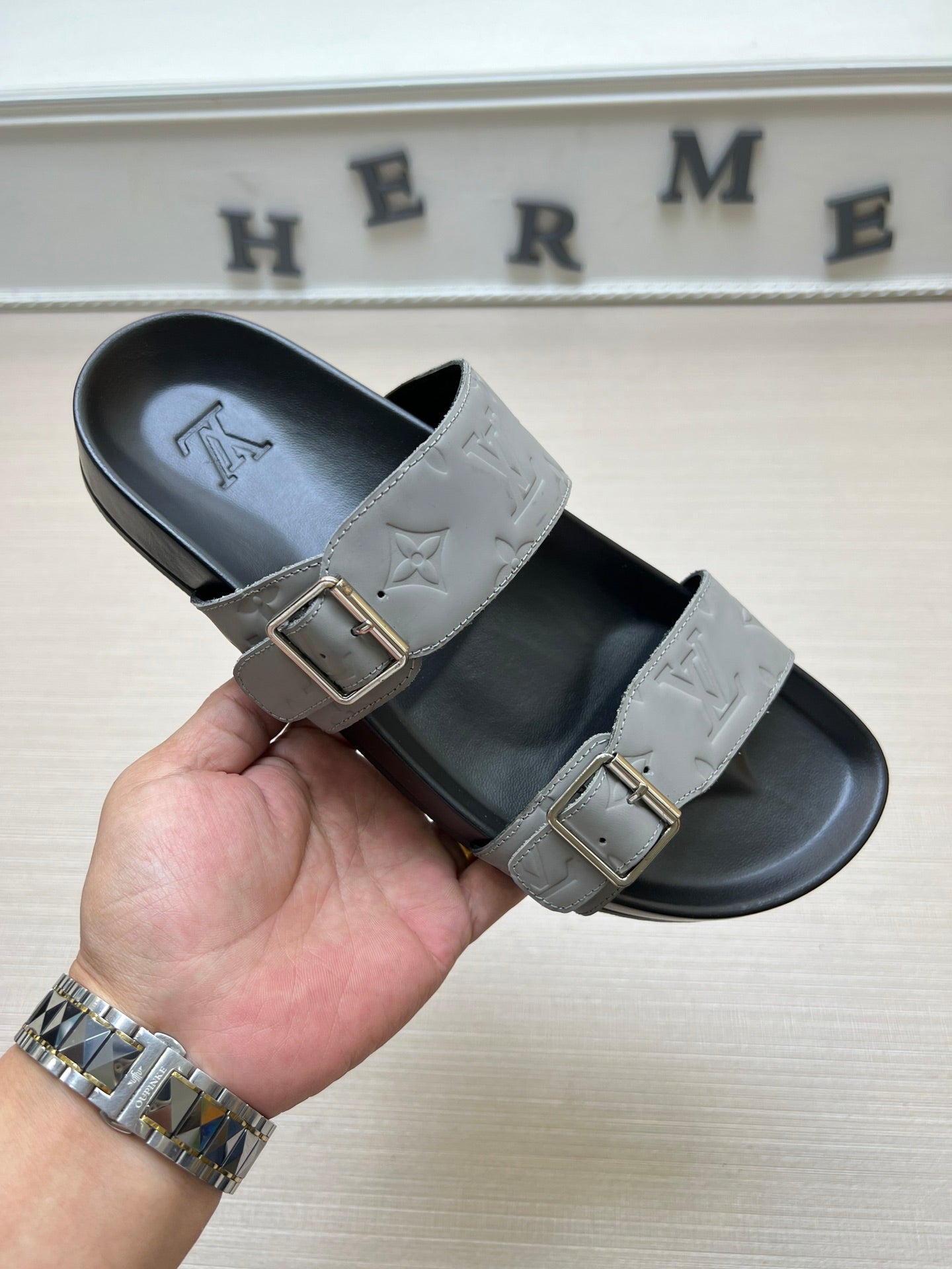 54E87Z Popular slippers