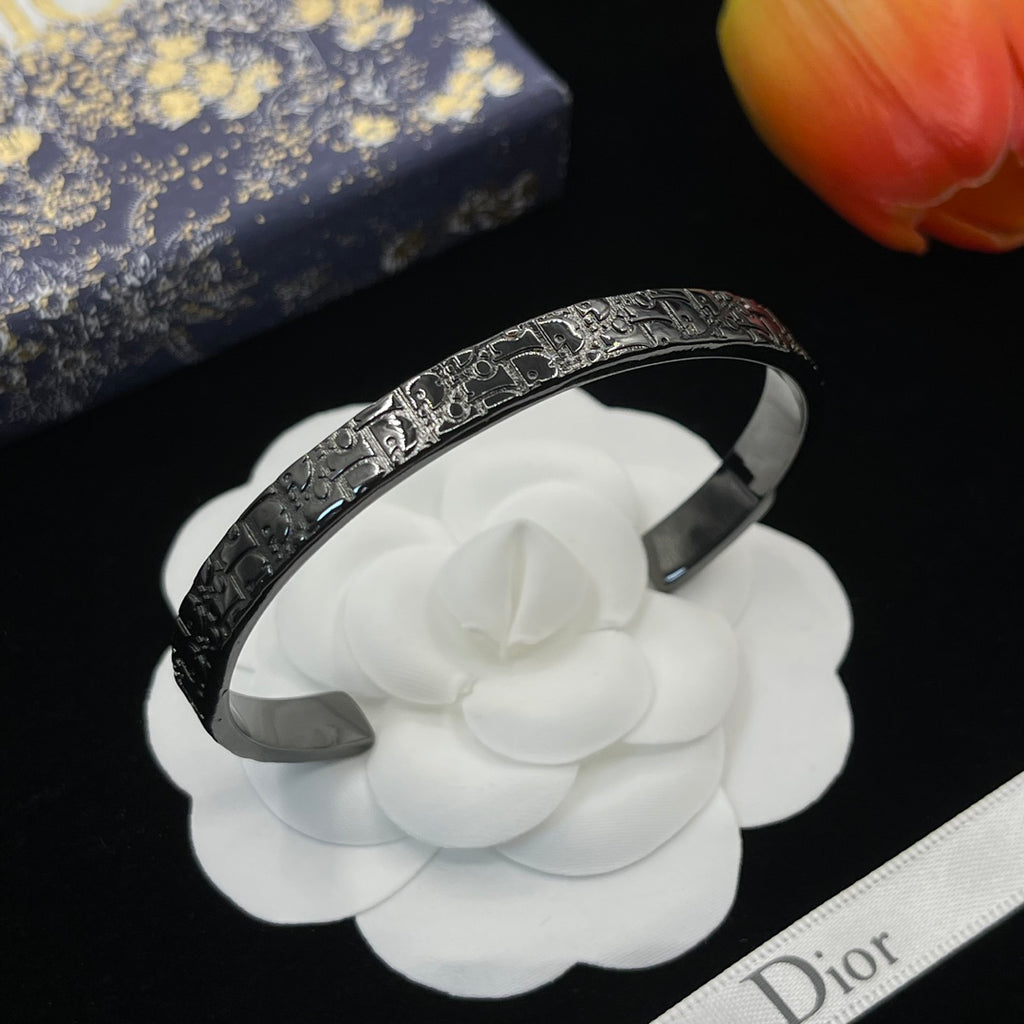 14D672K  Popular Bracelets