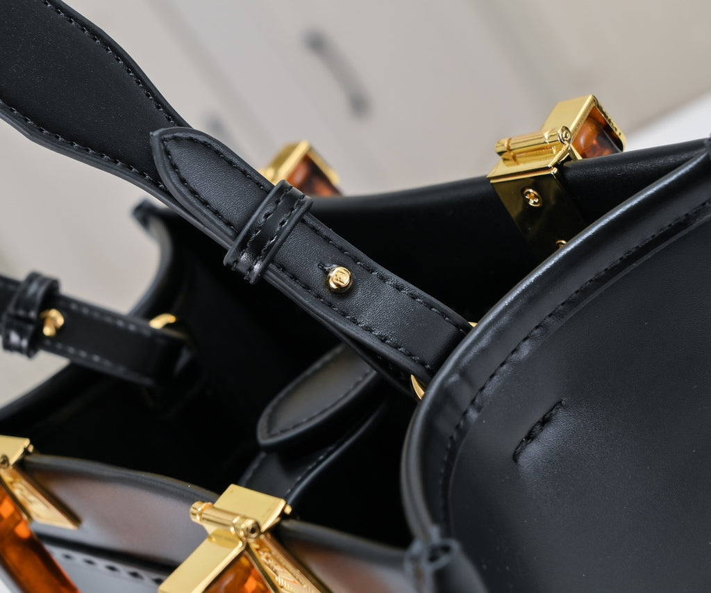 136PF101B Popular leather bag