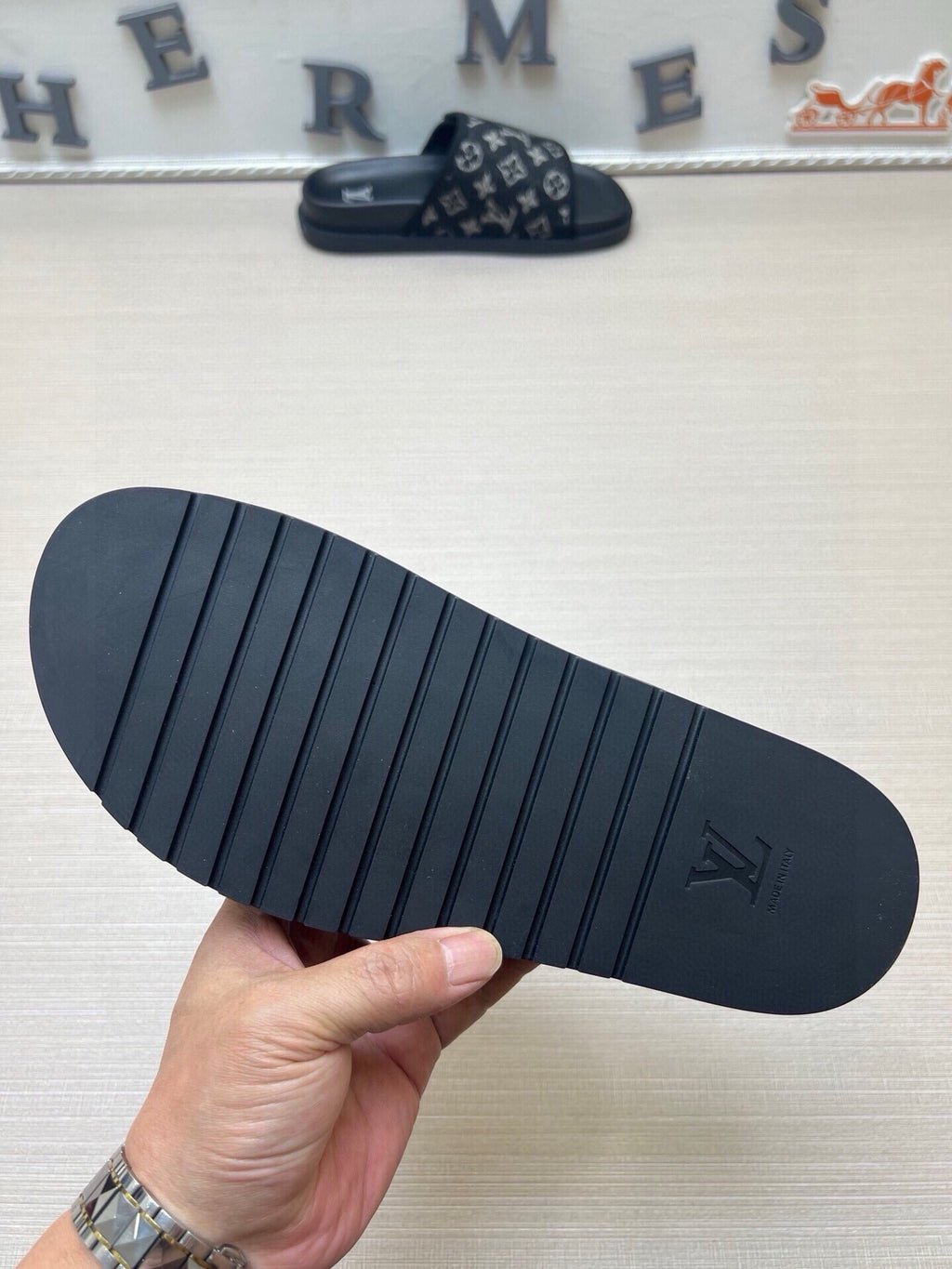 5LE207Z Popular Slippers