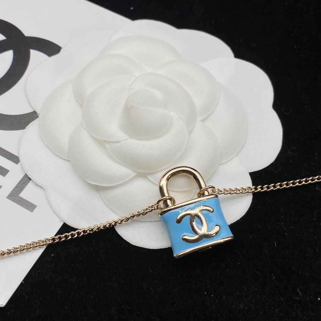 15QC103X Popular Necklace