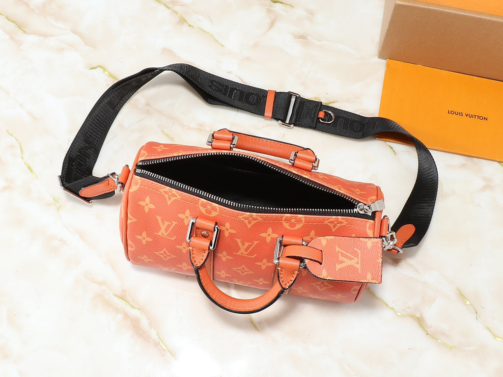 146PE35B Popular leather bag
