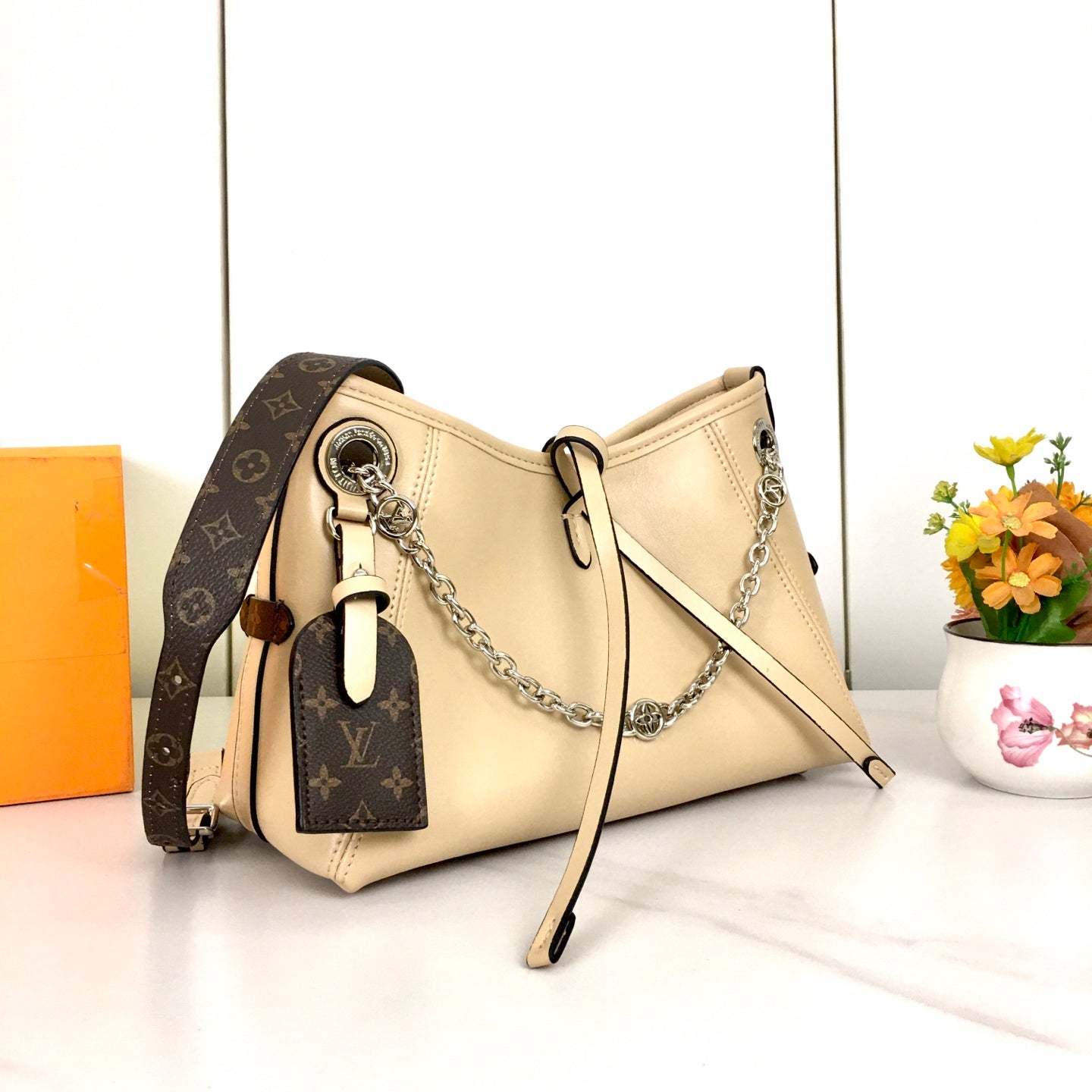 1WE113B Popular  leather bag