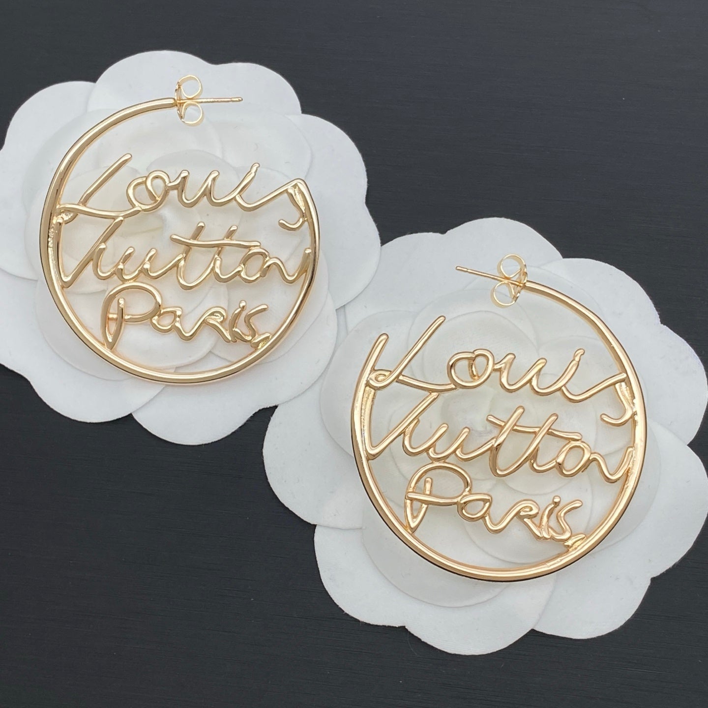 15ZE36E Popular Earrings