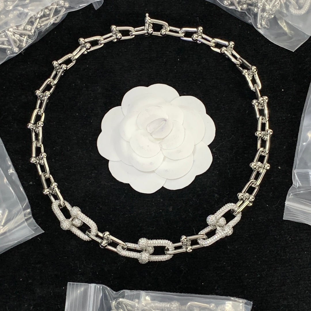 8XT32X  Popular   Earring Bracelets Necklaces