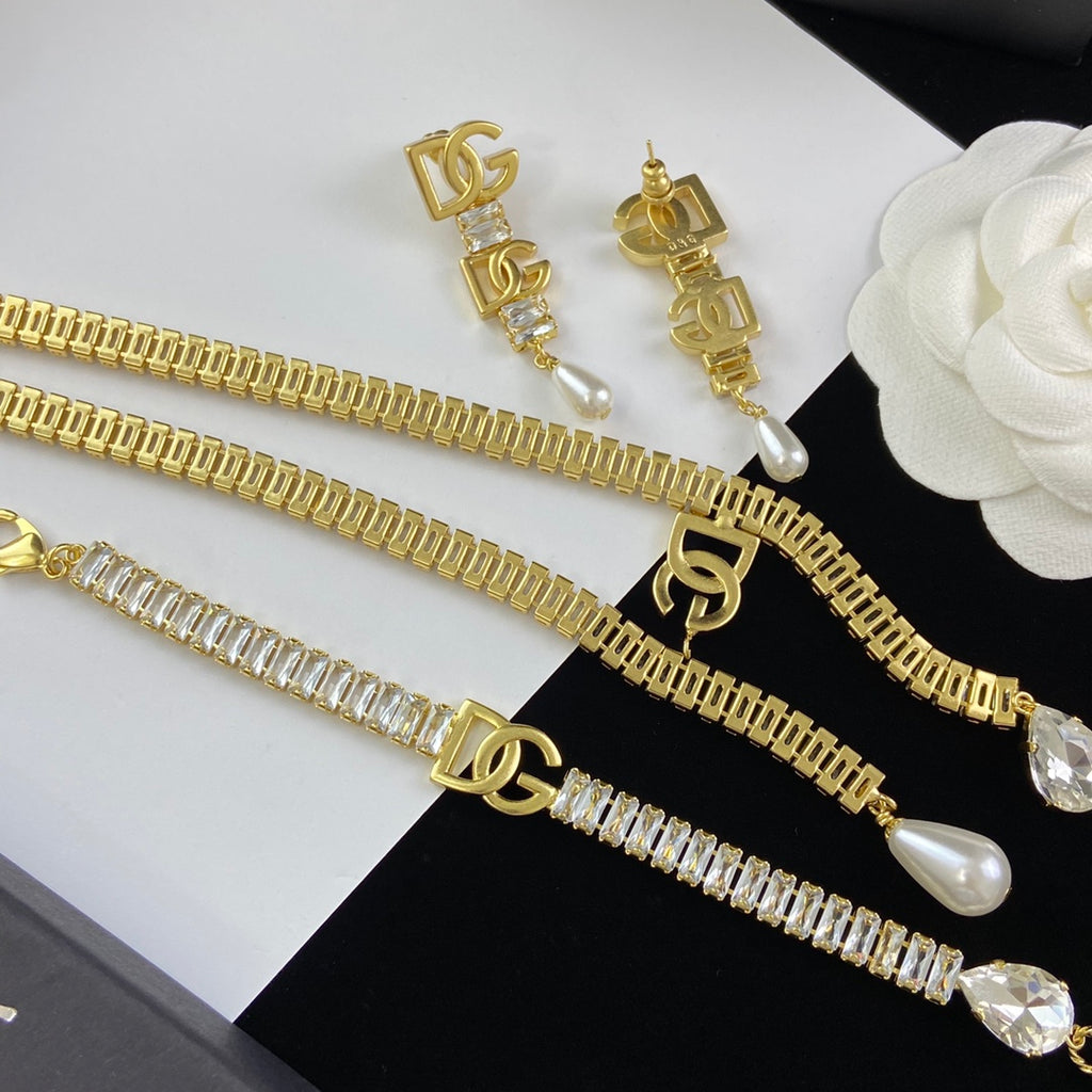 55QA450X Popular Necklace.Bracelet.earring
