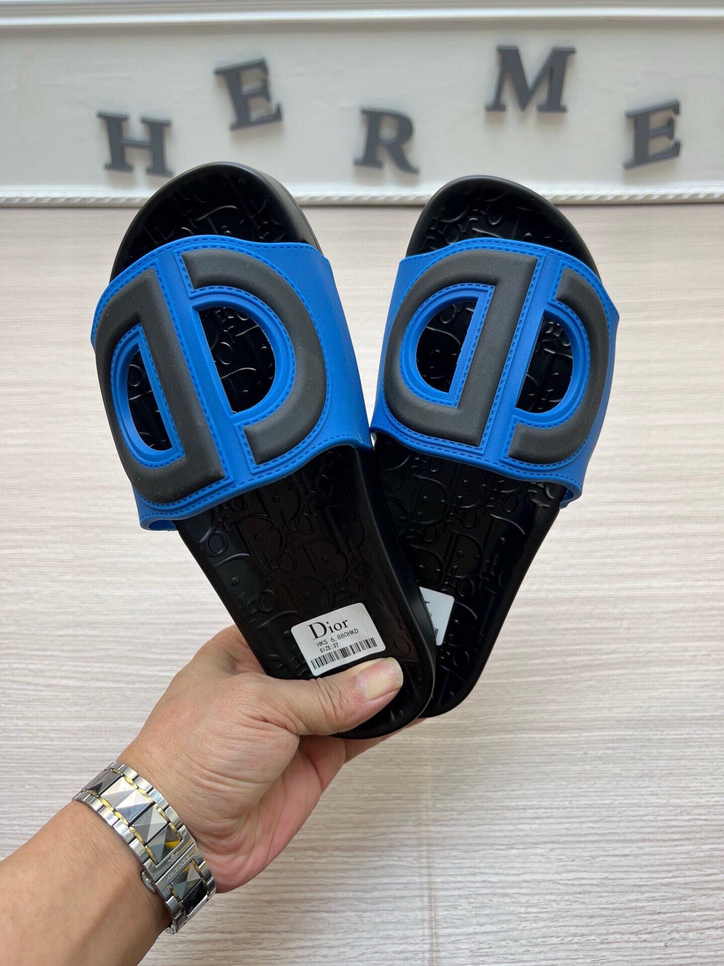 5LD213Z Popular Slippers