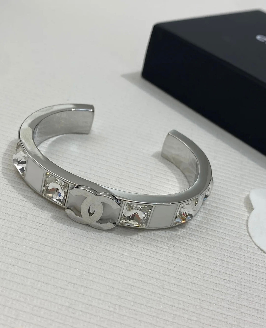 55QC76K  Popular Bracelets