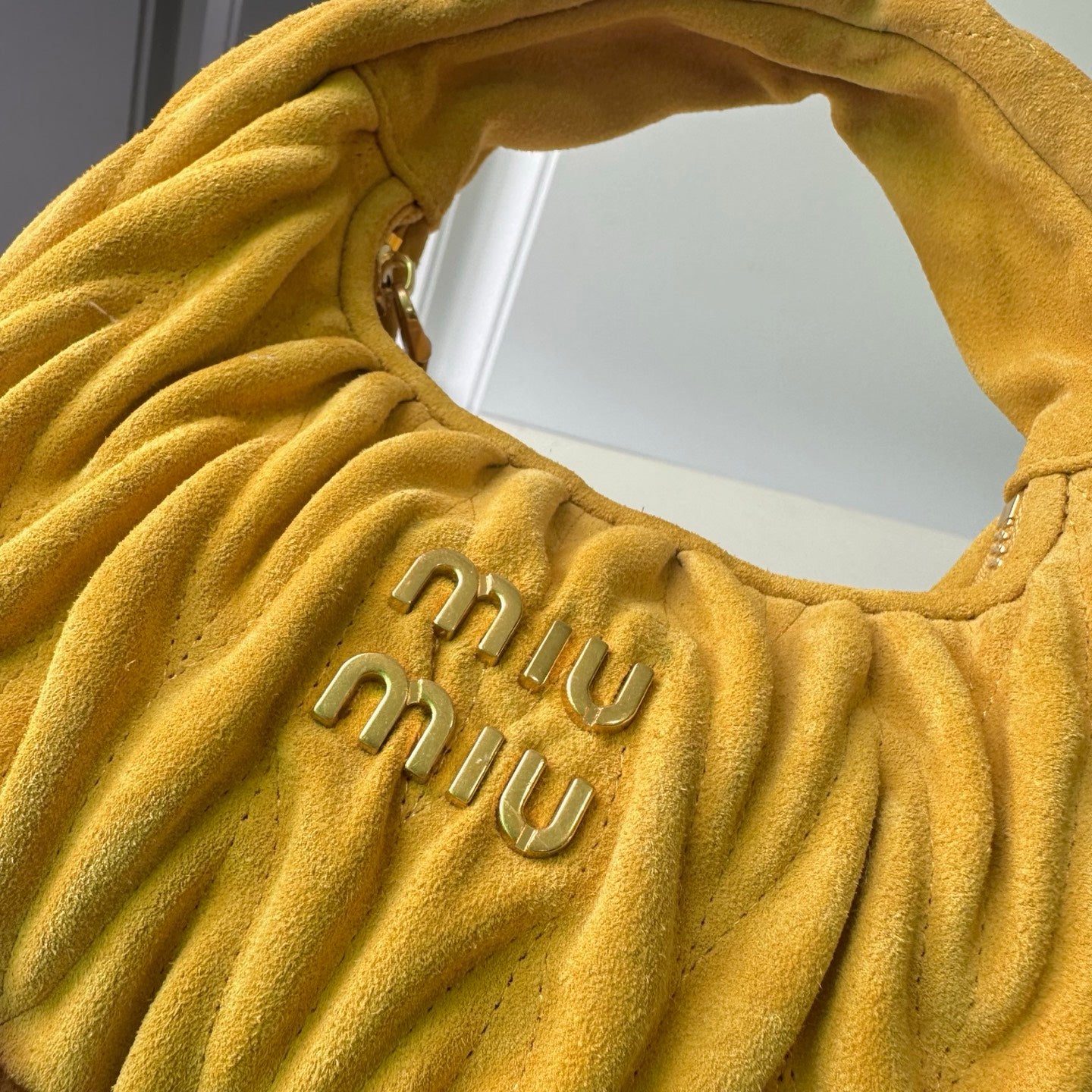 146PA117B Popular buckskin bag