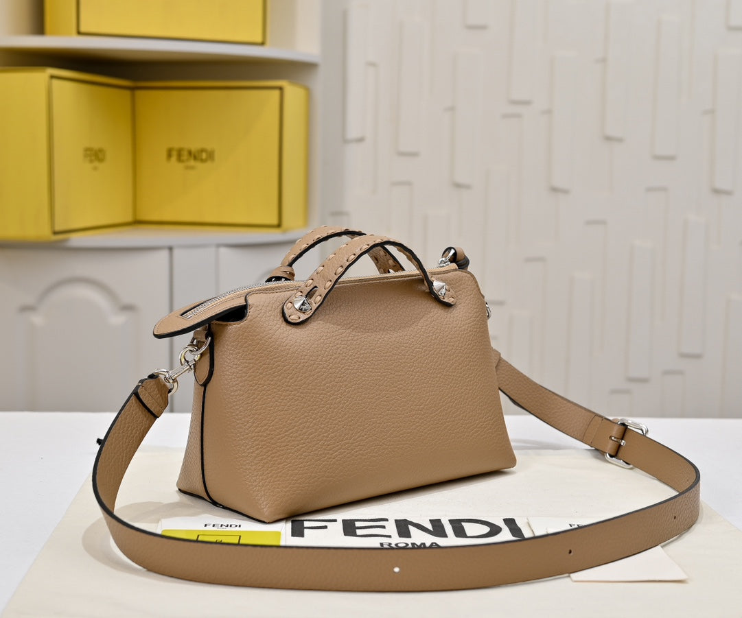 1WF109B Popular  leather bag