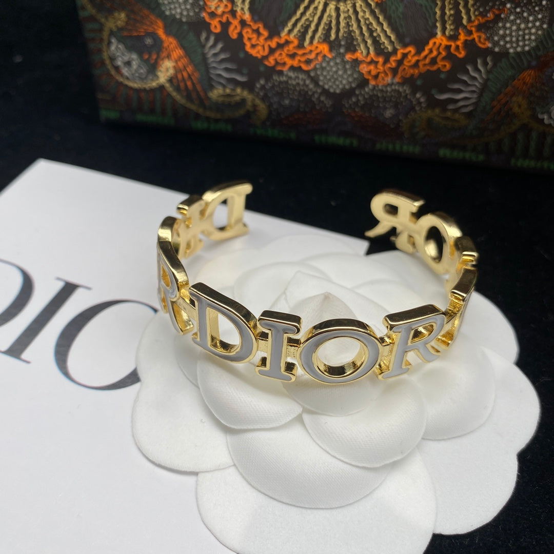 1YD27K  Popular  Bracelets