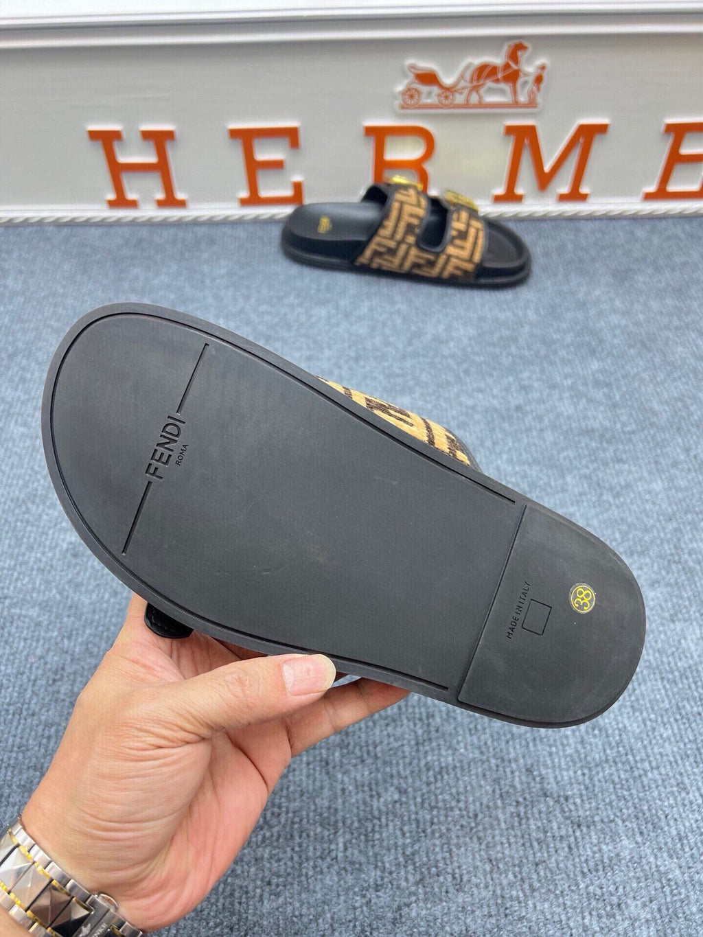 54F38Z Popular slippers