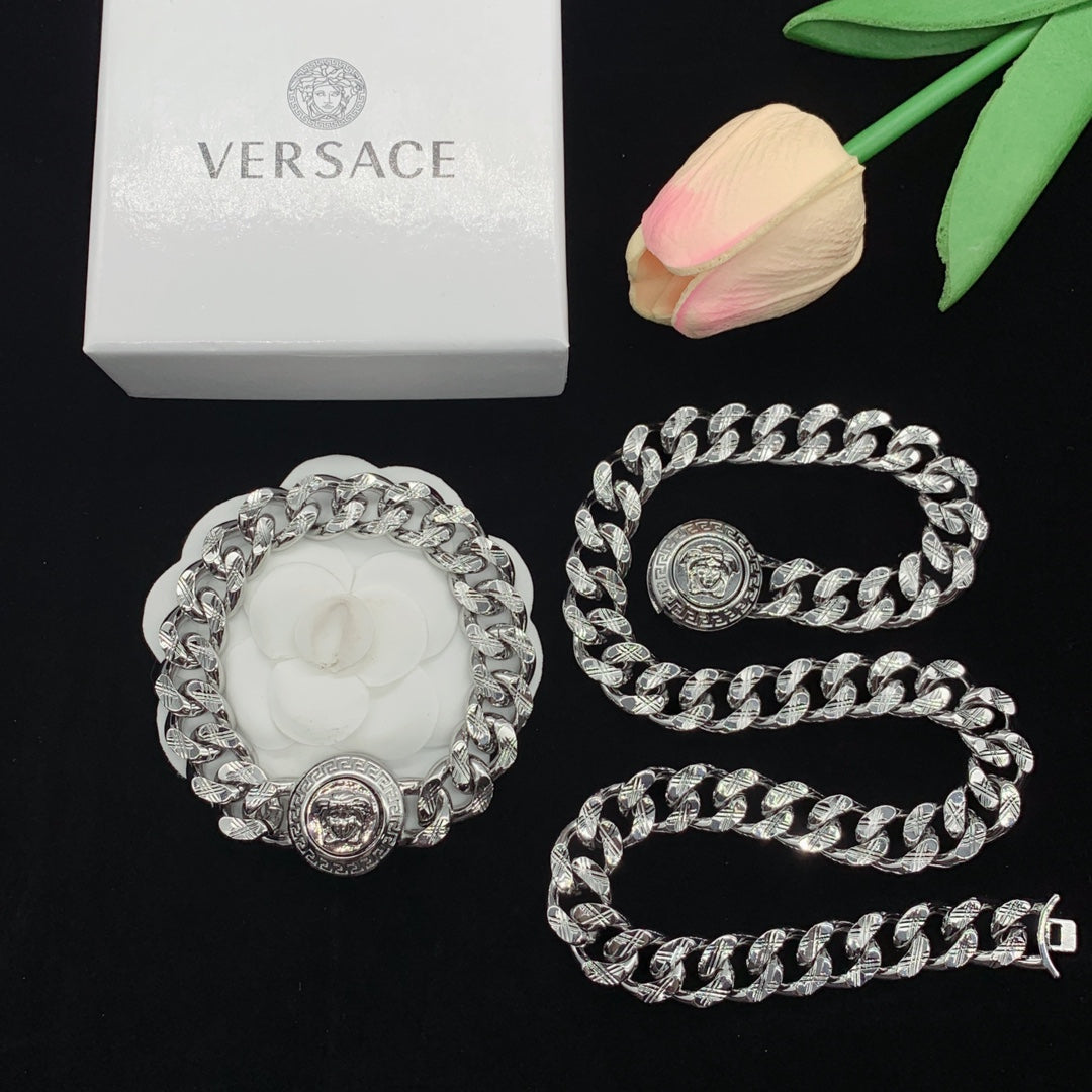 14V118X  Popular  Necklaces