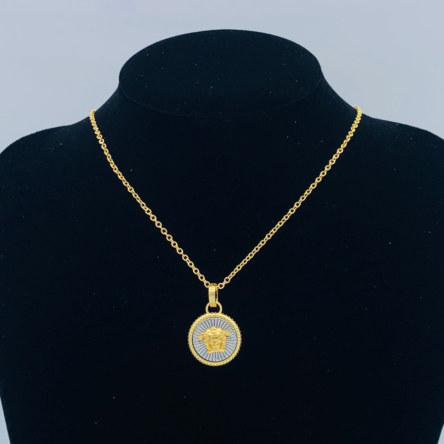 55QV357X Popular Necklaces
