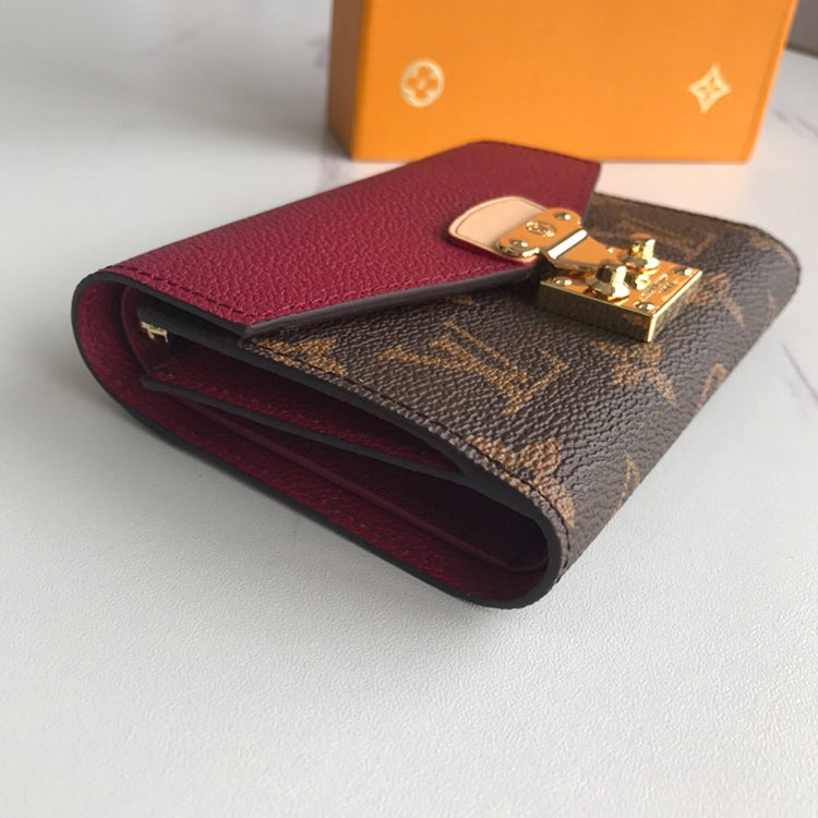 1E1010B Popular leather wallets
