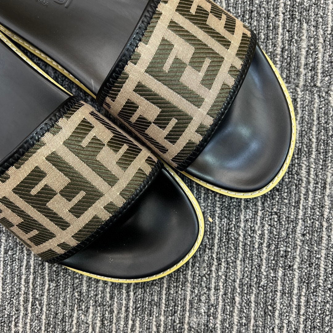 5XF105Z Popular Slippers