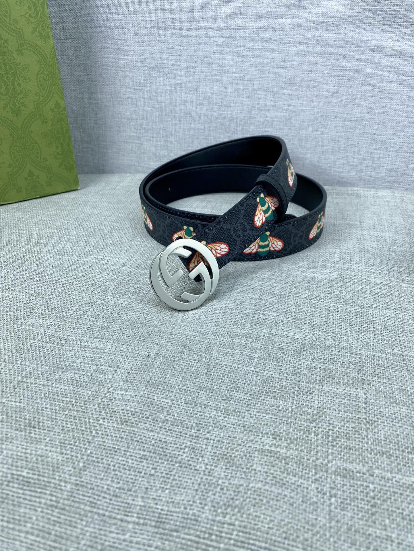 1115QB51P Popular High quality belt With full package