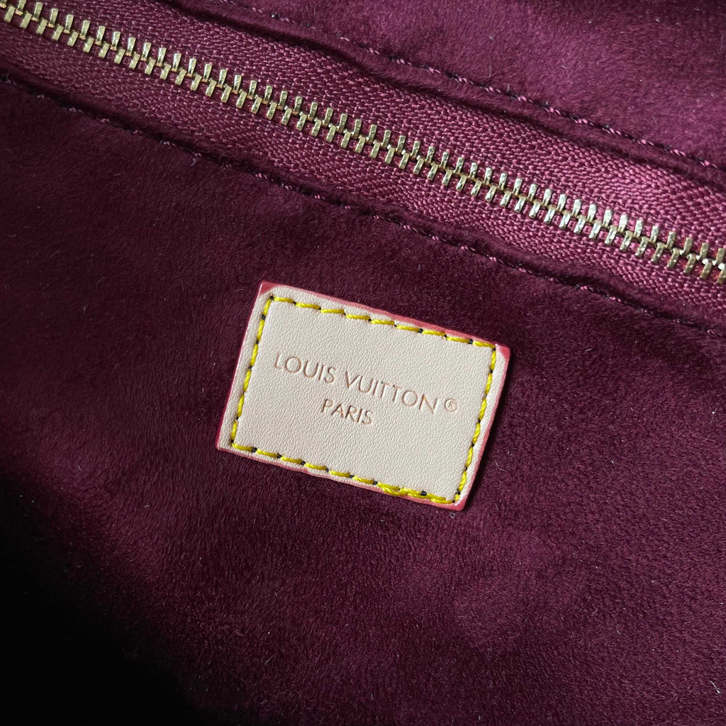 146PE68B Popular leather bag