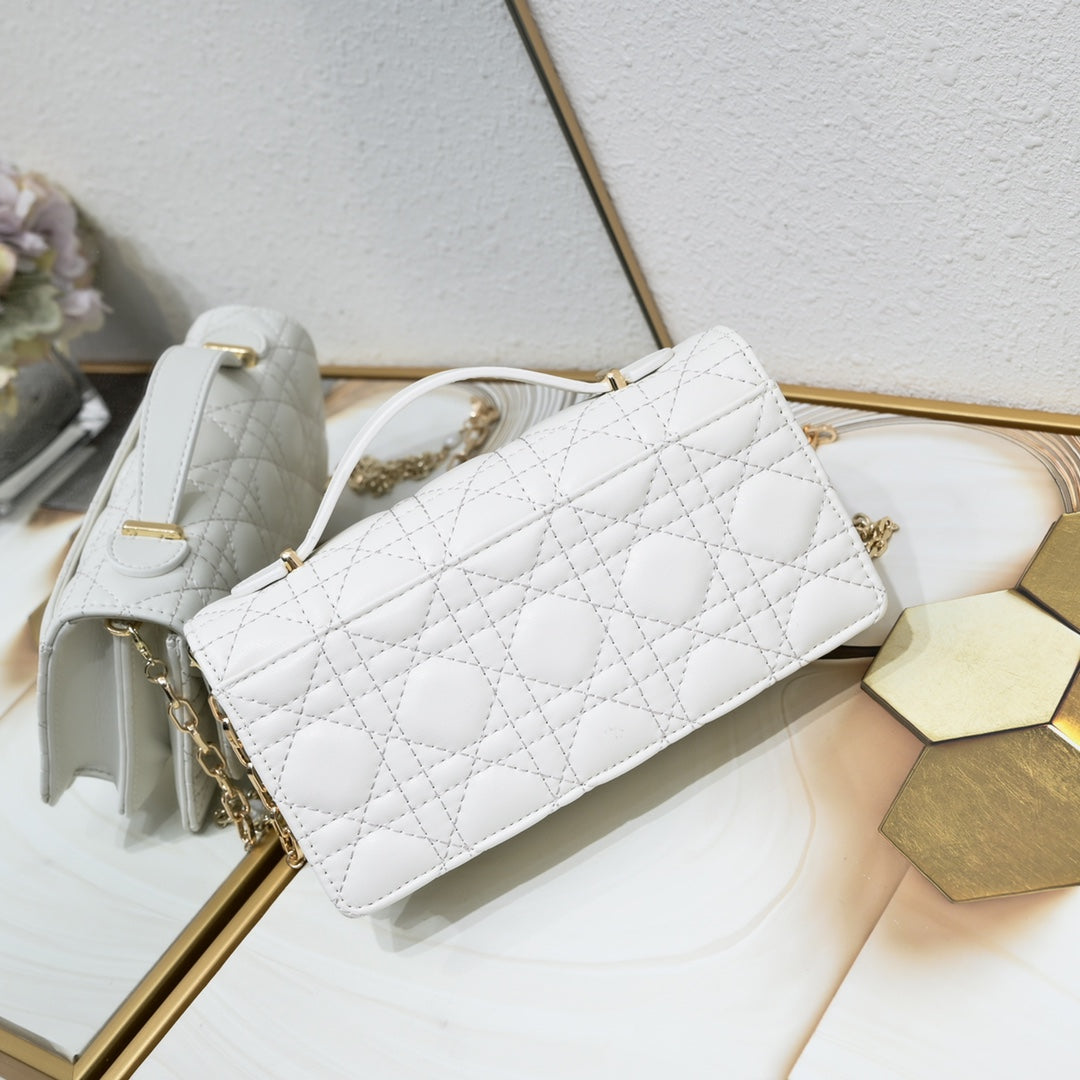 136ND28B Popular leather bag