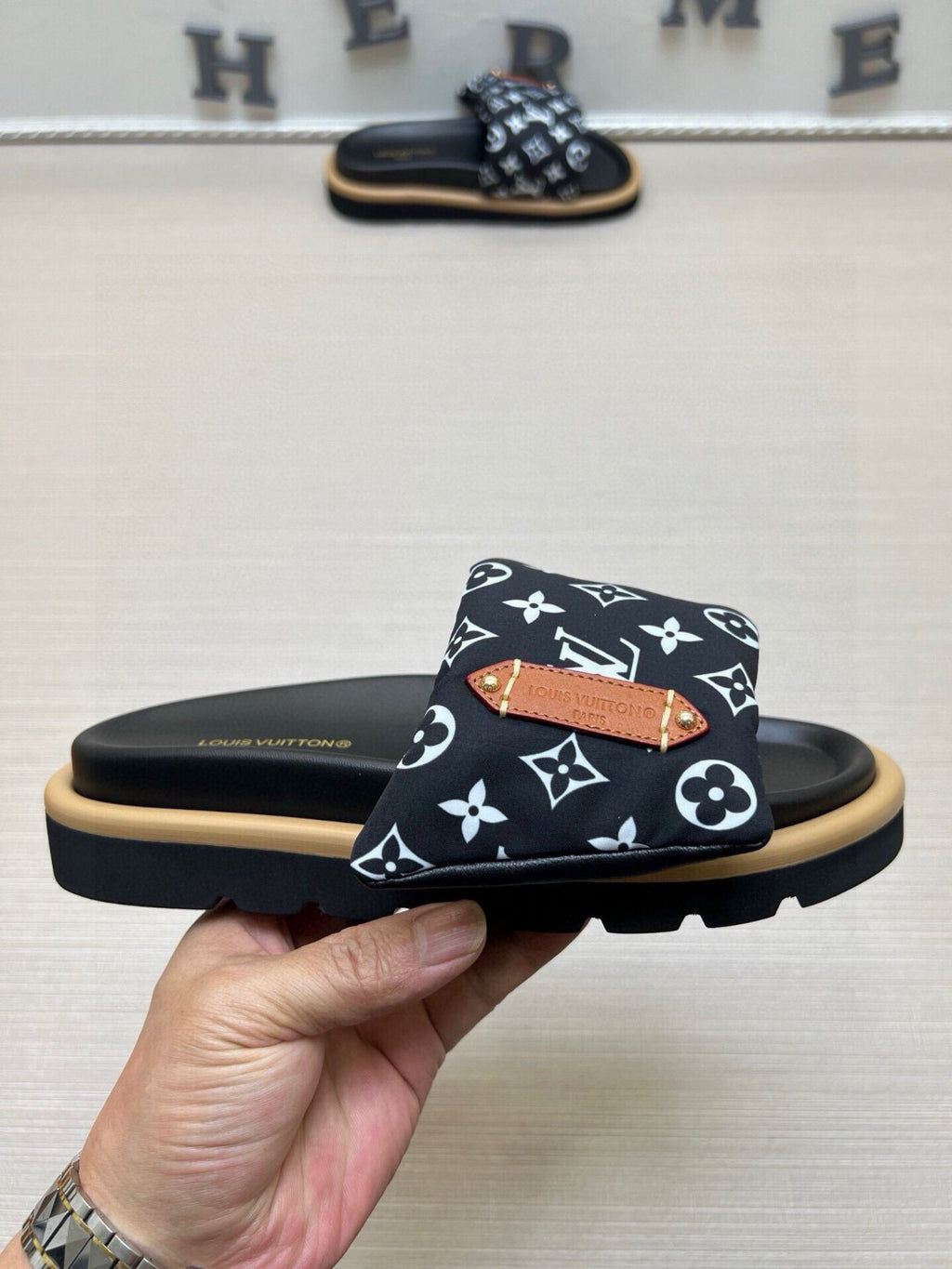 5QE9Z Popular Slippers