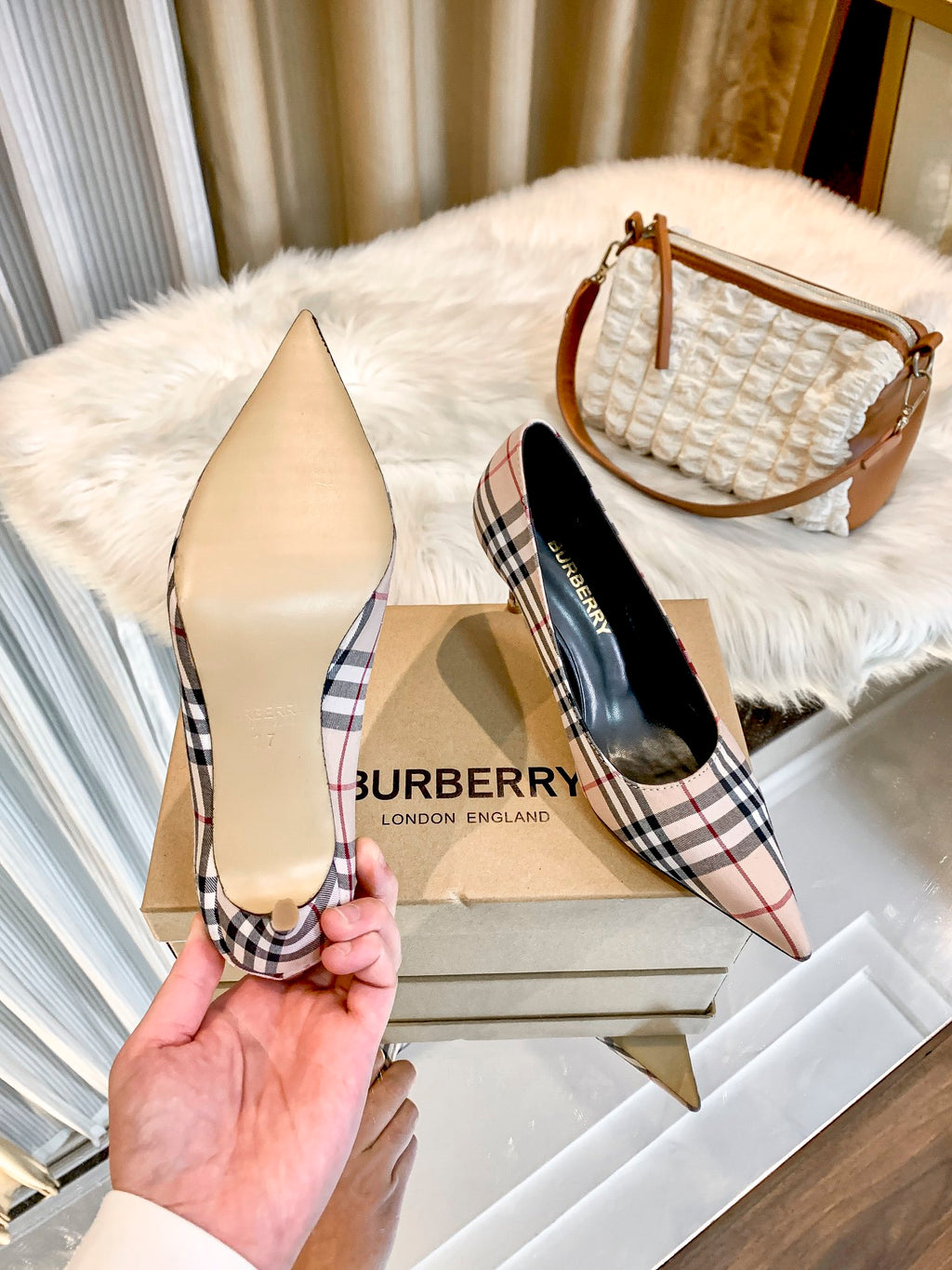 1WR261Z Popular High heels