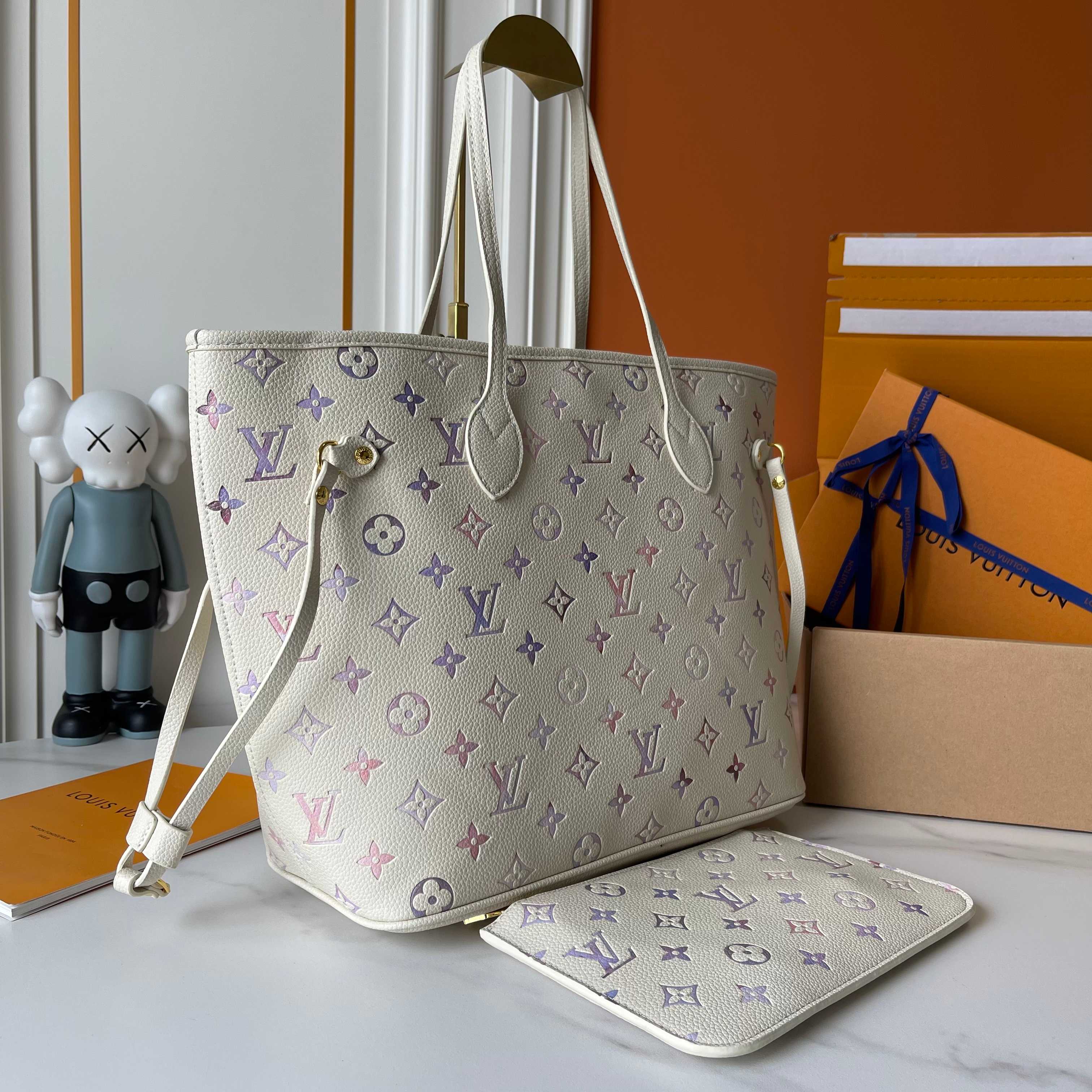 146PE93B Popular leather bag
