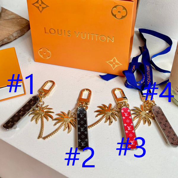 35QE11A Popular bag 's charms accessories