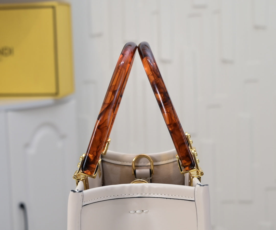 136PF101B Popular leather bag